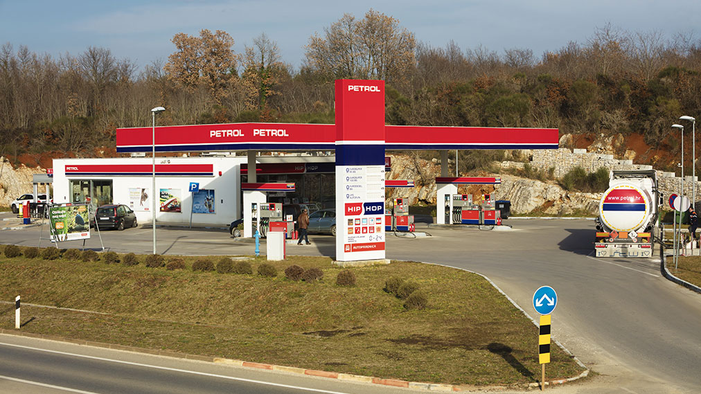 Zatvaranje ugostiteljskih barova