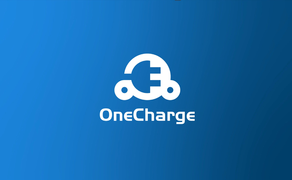 Logotip OneCharge na plavoj pozadini.